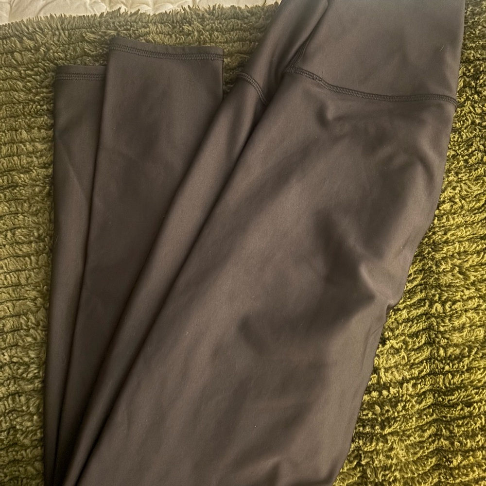 ALO Yoga Black Leggings